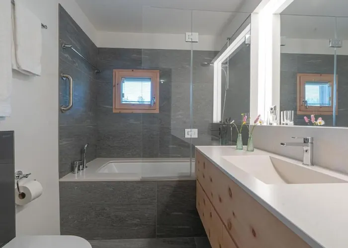 Chesa Polaschin B6 By Interhome *